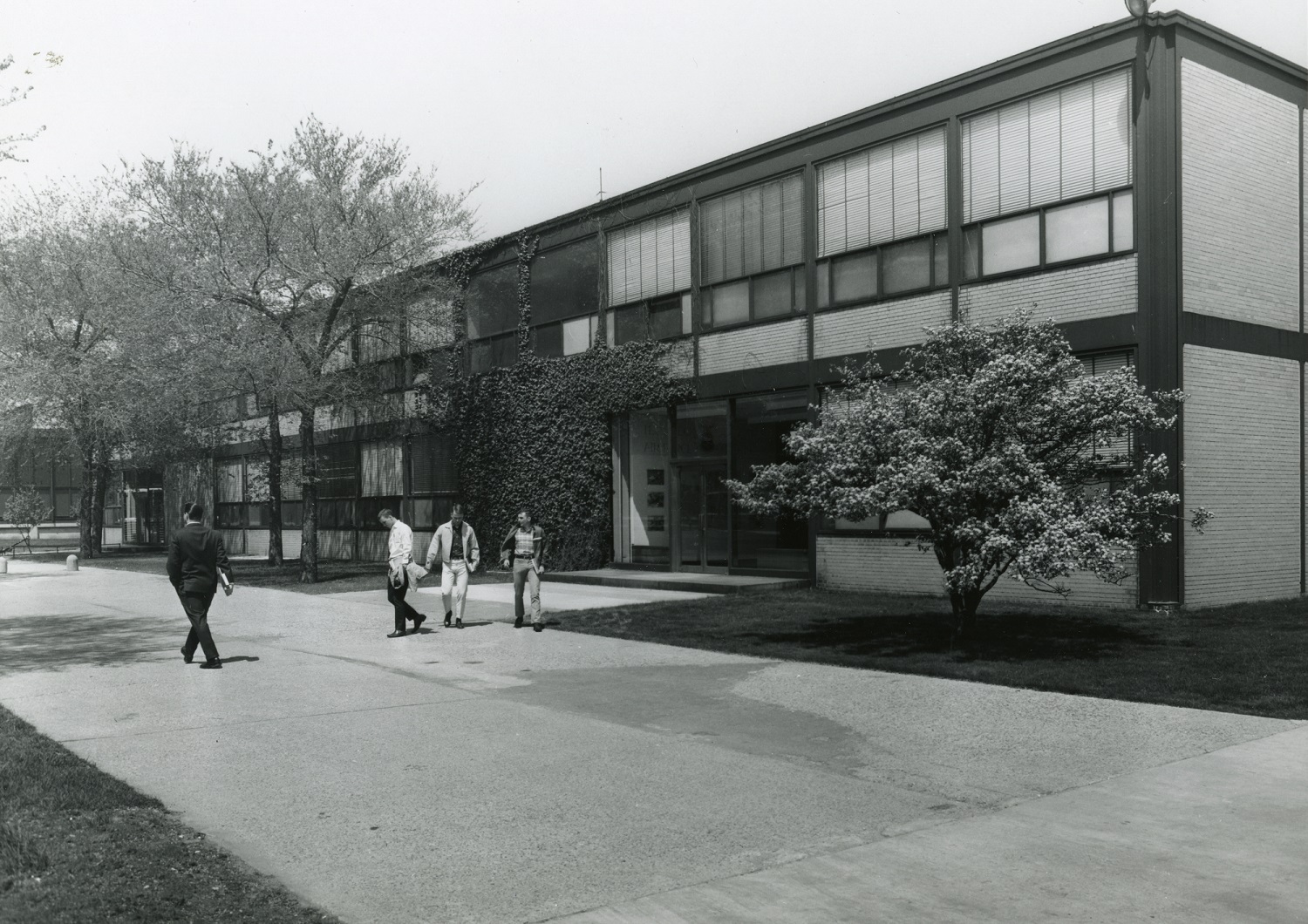 Alumni Memorial Hall