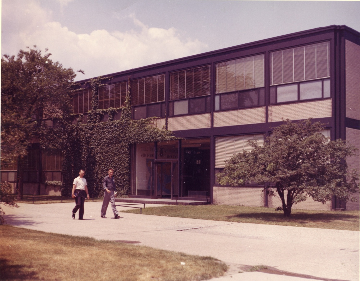 Alumni Memorial Hall