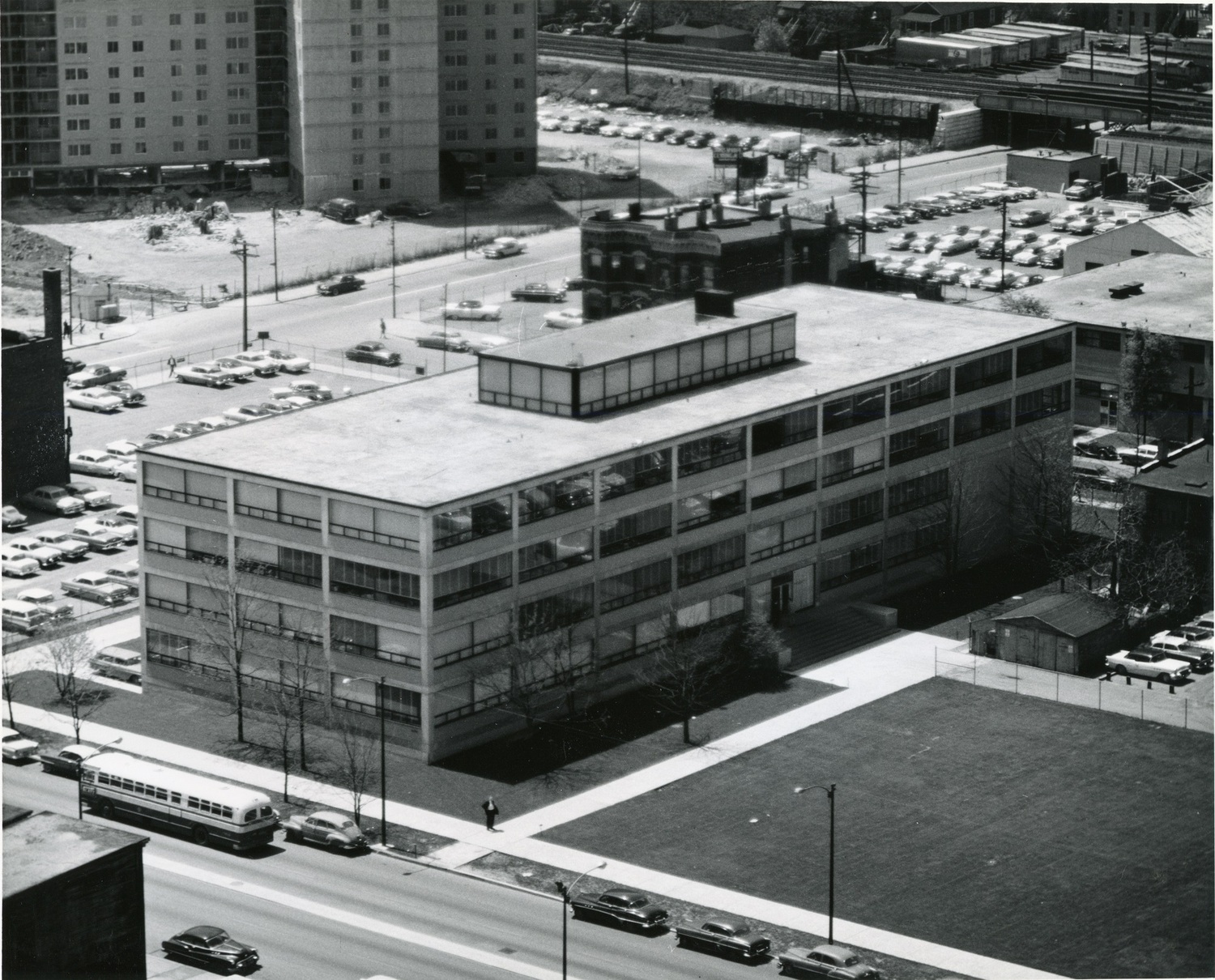 Institute of Gas Technology - South Building