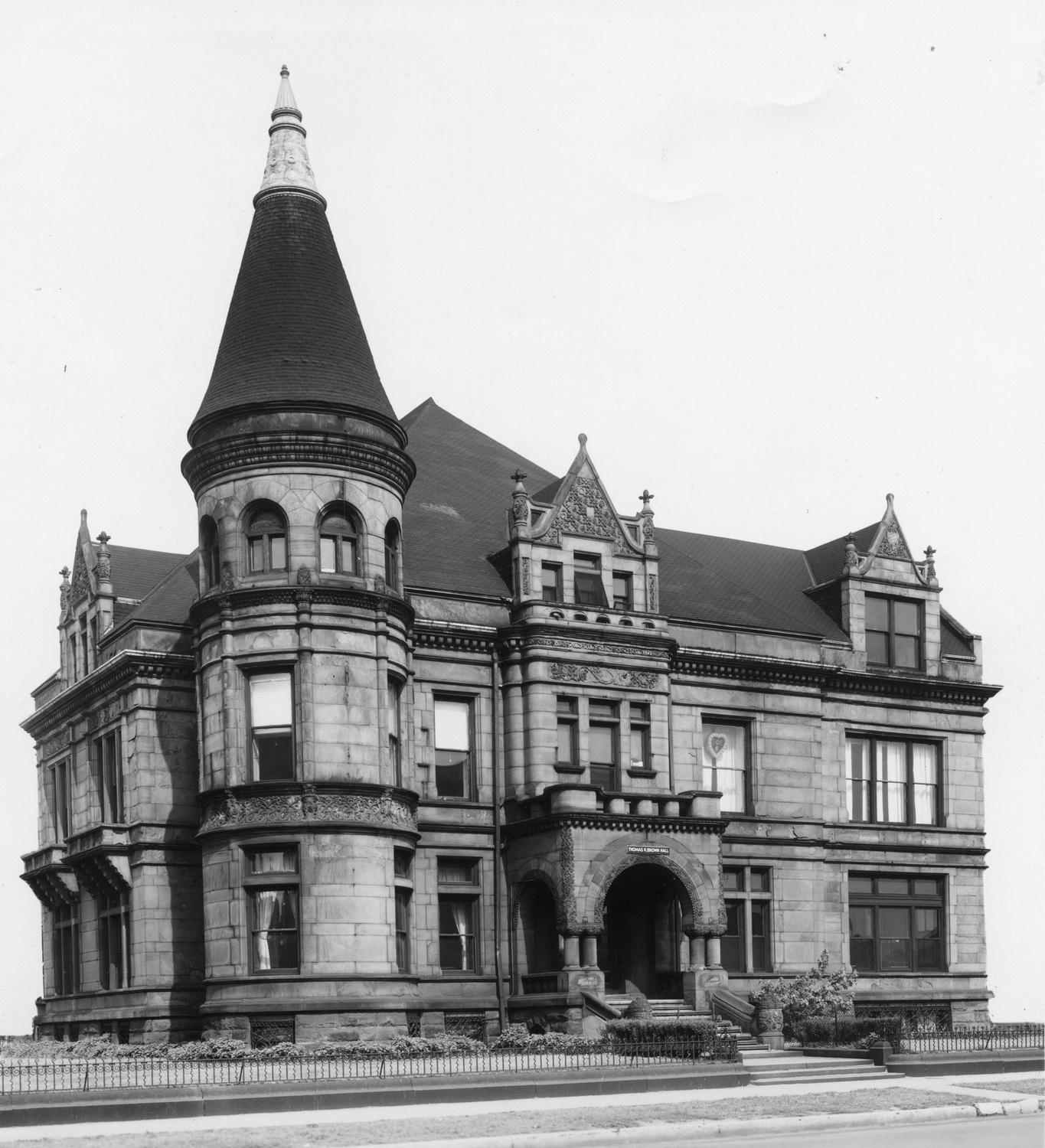 Thomas R. Brown Hall, Illinois Institute of Technology, Chicago, Ill., 1949